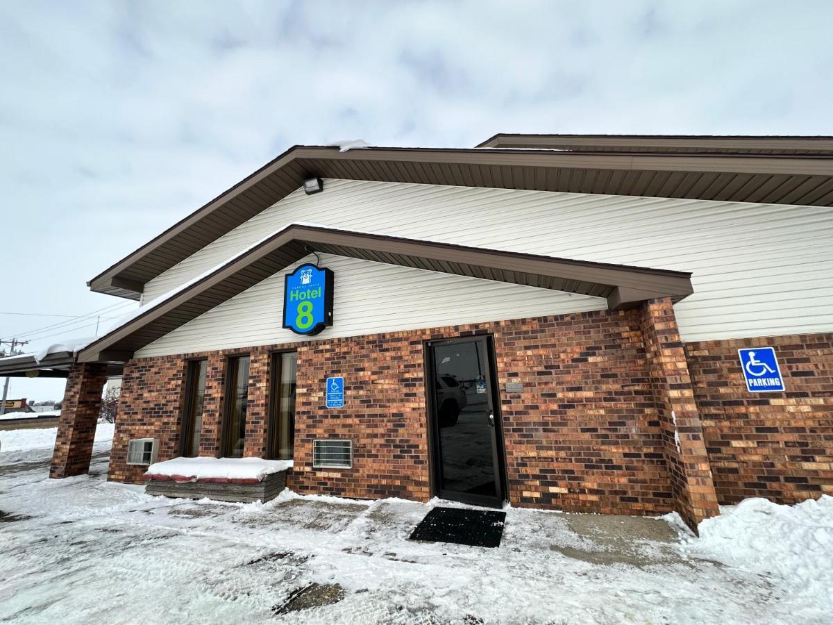 Hotel 8 Fergus Falls ภายนอก รูปภาพ