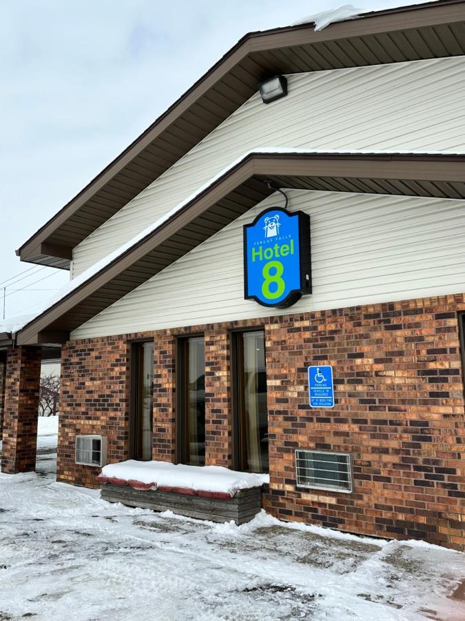 Hotel 8 Fergus Falls ภายนอก รูปภาพ