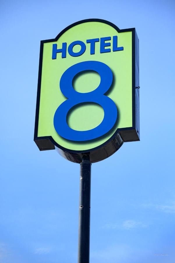 Hotel 8 Fergus Falls ภายนอก รูปภาพ