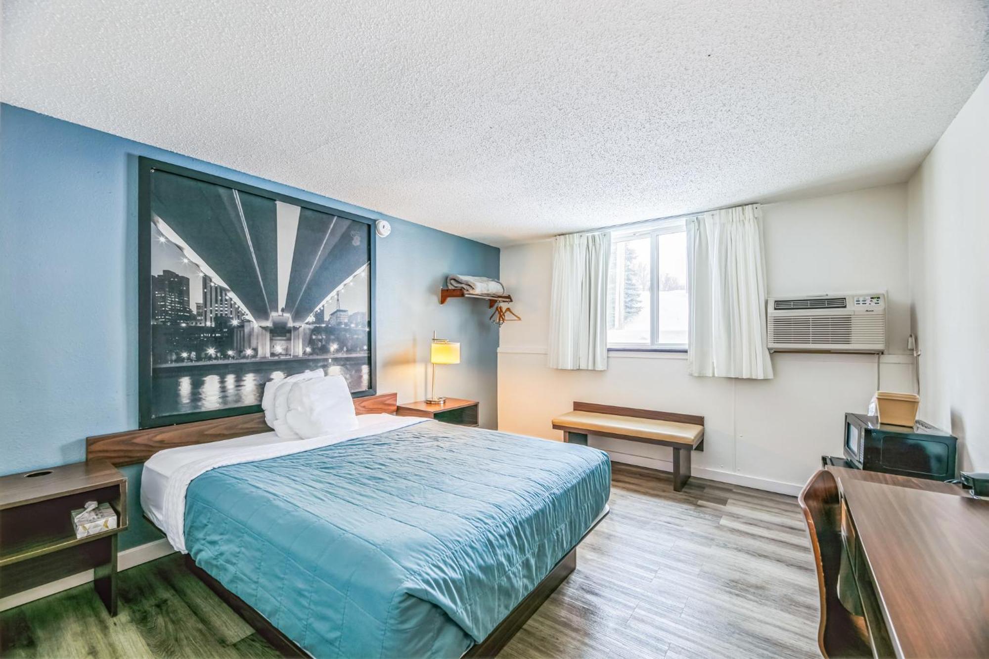 Hotel 8 Fergus Falls ภายนอก รูปภาพ