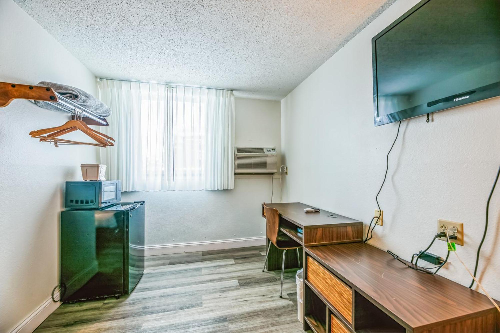 Hotel 8 Fergus Falls ภายนอก รูปภาพ