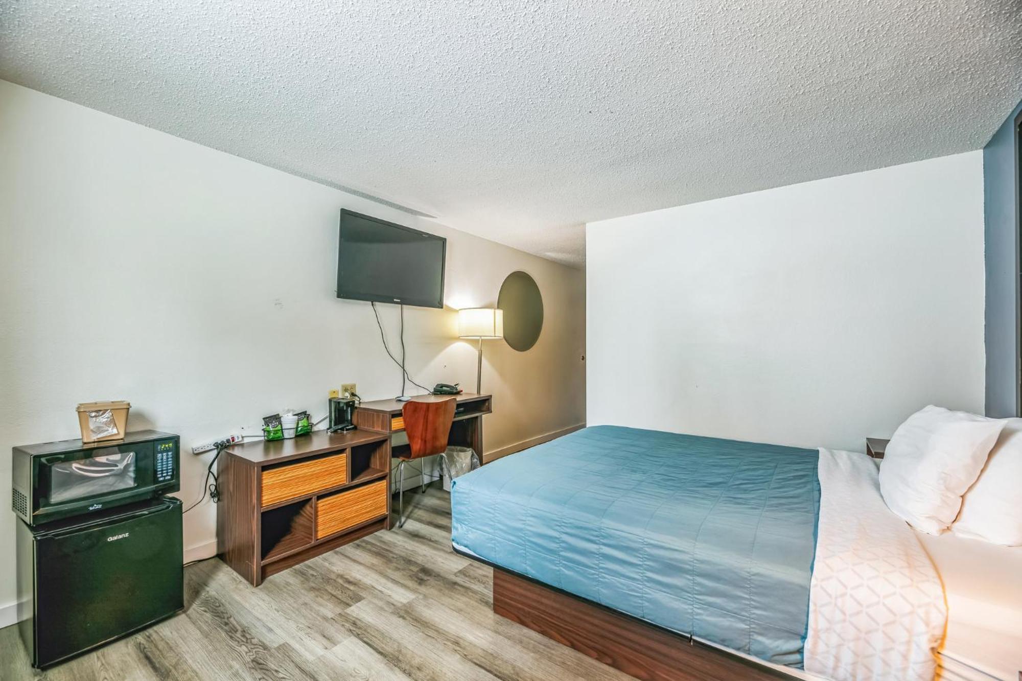 Hotel 8 Fergus Falls ภายนอก รูปภาพ